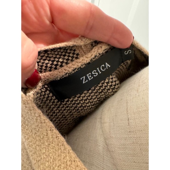 Zesica | Color: Light brown/tan &
cheetah print | Cardigan | Condition: Great - Picture 6 of 7